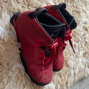 Toddler Jordan 6 Retro Toro Bravo size 13C